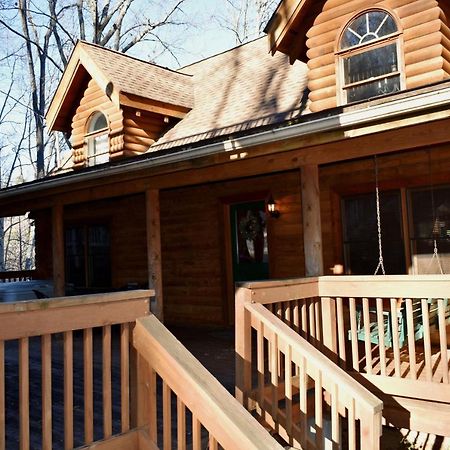 Villa Cabin Fever à Gatlinburg Extérieur photo
